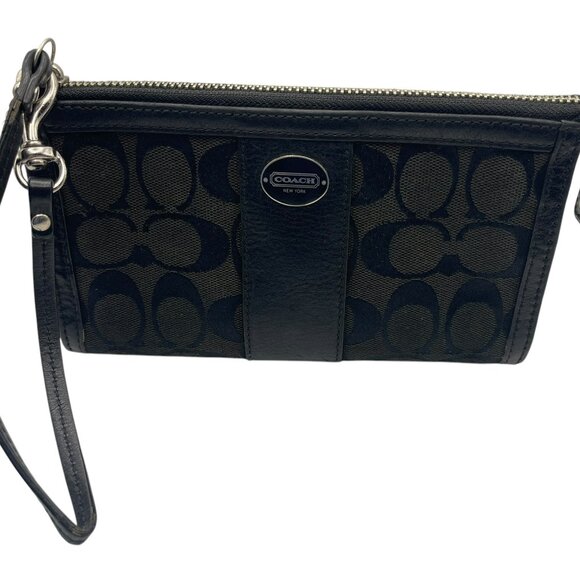 Coach Signature Black Canvas Jacquard Leather Stripe Wristlet Wallet - Picture 1 of 12